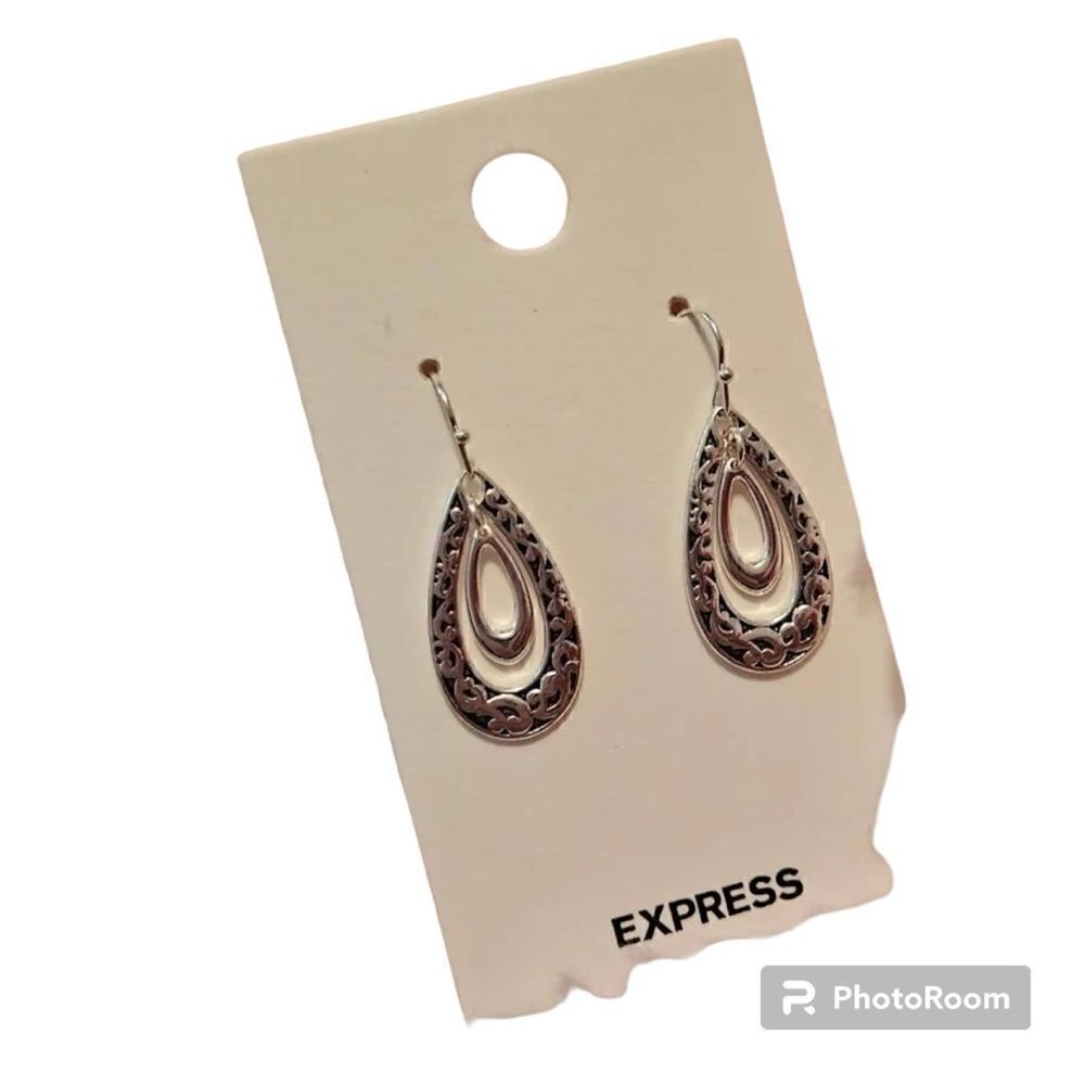 Express Boho Style tear drop earring NWOT